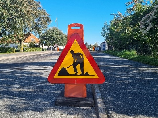 Bild på vägmärke A20 Varning för vägarbete